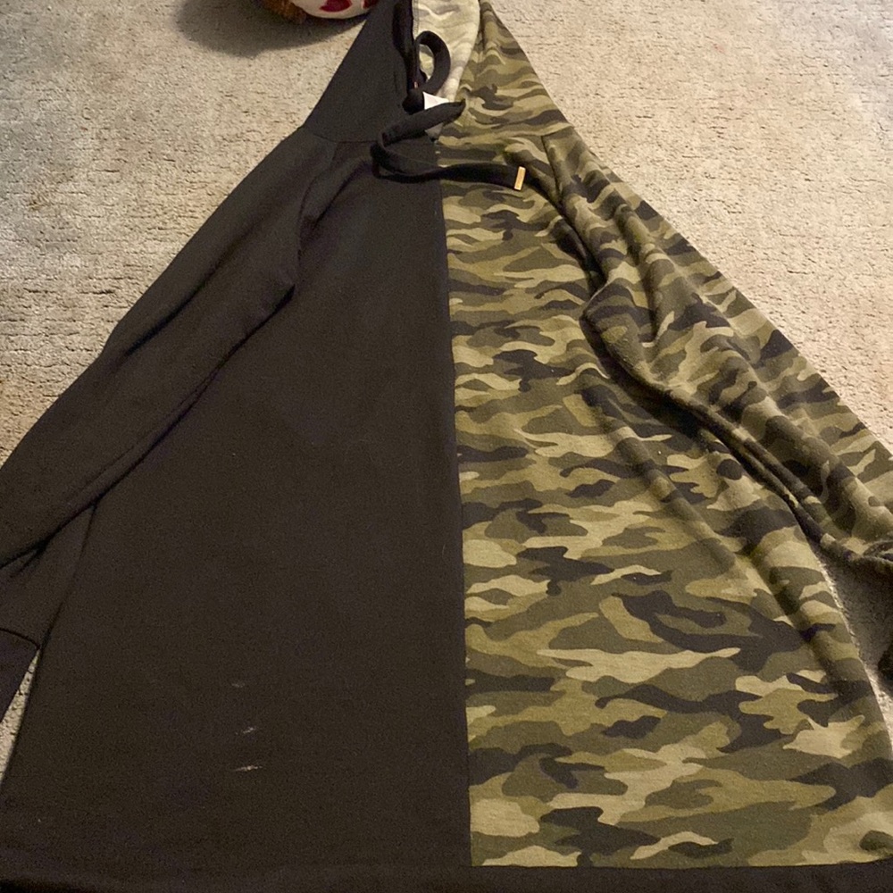 No boundaries black & camo split hoodie dress